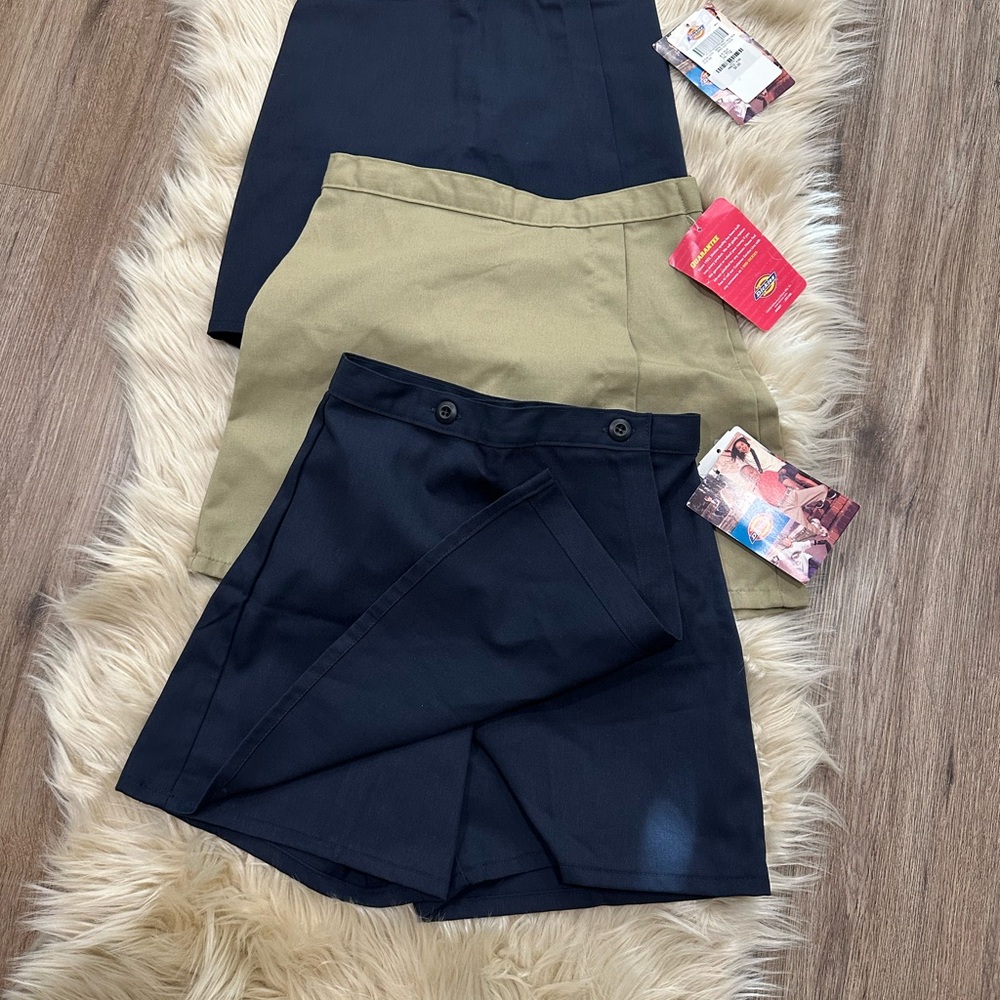 Dickies Navy Blue Skirt
